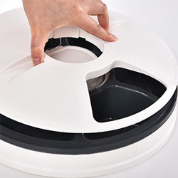 Use Step 2 of the 6-Meal Smart Automatic Pet Feeder