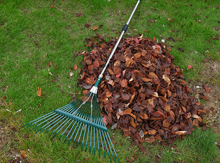 Yard rake -applications